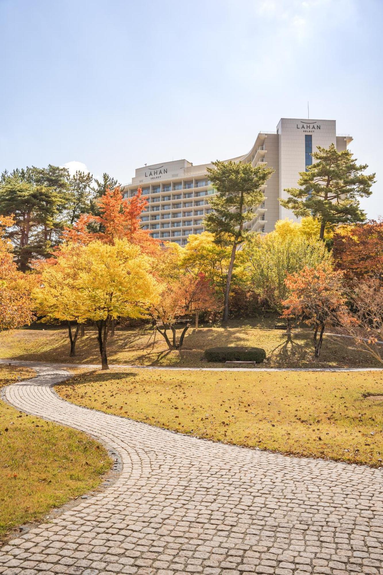 Lahan Select Gyeongju