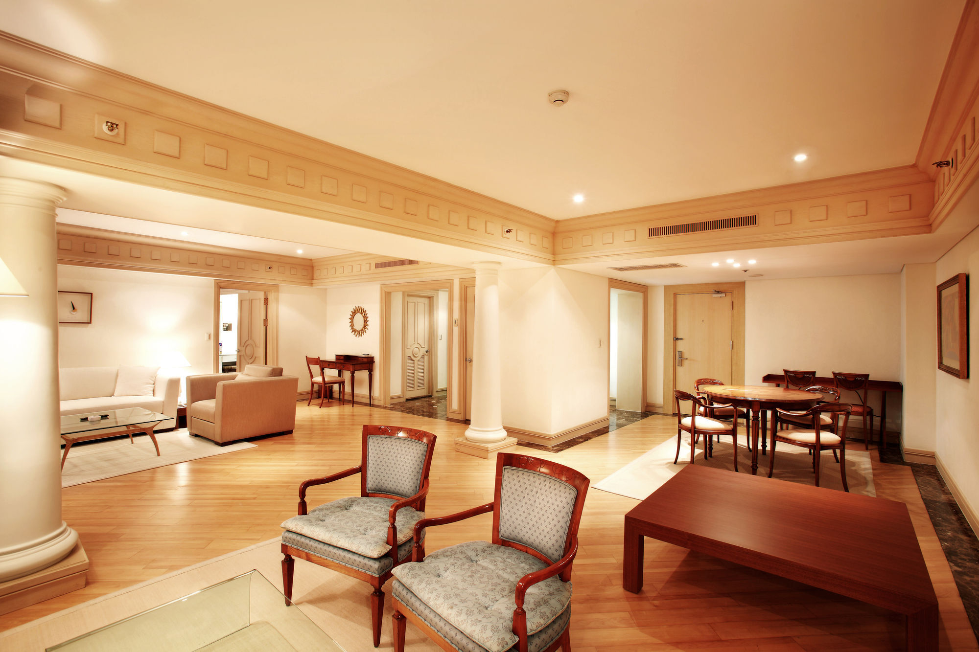 Lahan Select Hotel 5*